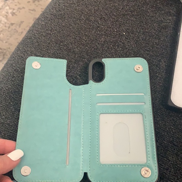 Light blue wallet iPhone XR phone case - Picture 2 of 3